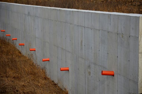 Cost of Retaining Wall Drainage in Omaha